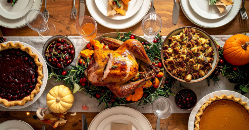 Hosting Thanksgiving? Here’s How to Maximize Space in Your Home